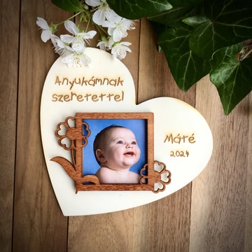 Szív formájú hűtőmágnes képtartóval